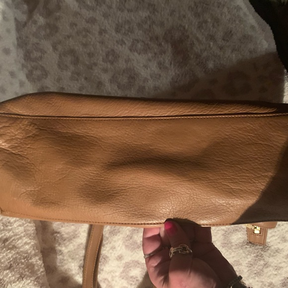 Tory Burch Meyer Tote - Picture 11 of 16